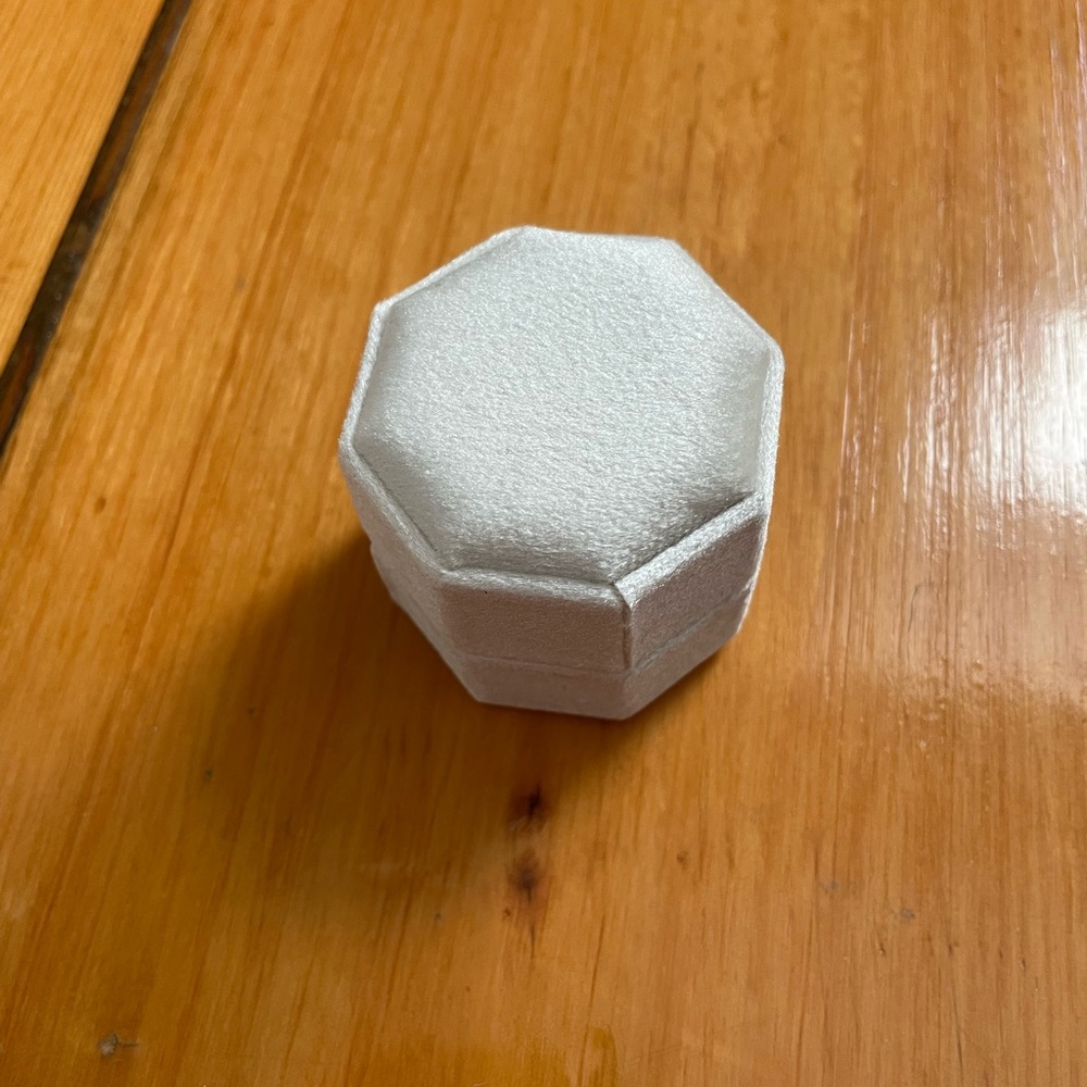 Elegant White Octagonal Jewelry Box